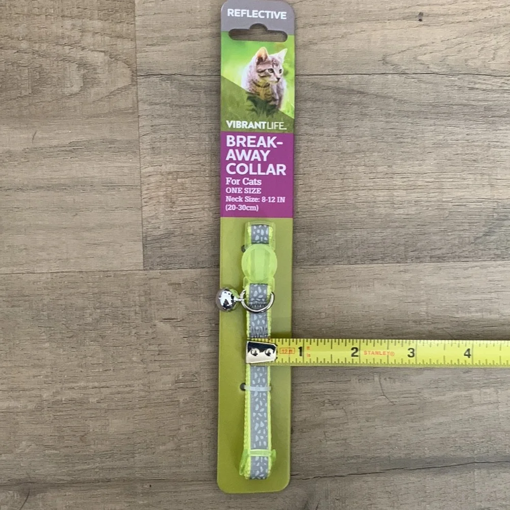 Vibrant Life Polyester Animal‎ Print Fashion Reflective Cat Collar, Green, NWOT